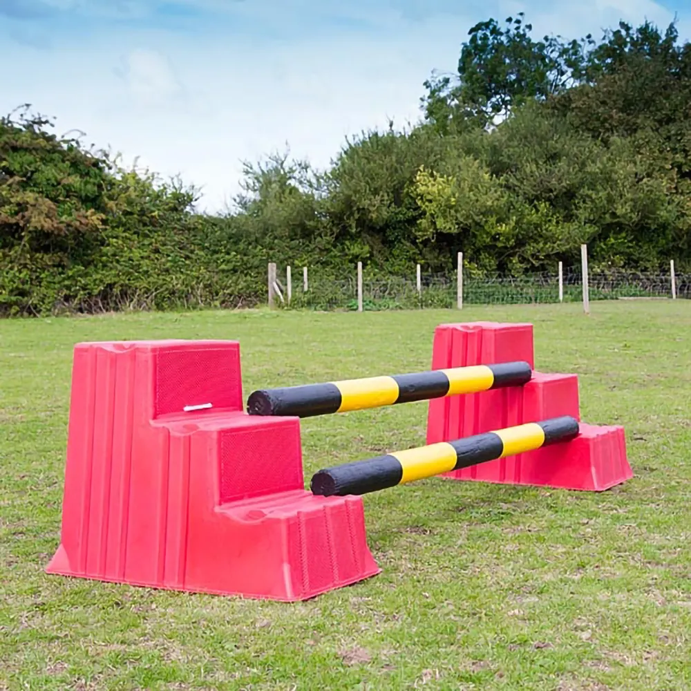 Stubbs Up And Over Mounting & Pole Block - Horse Mad Store