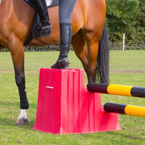 Stubbs Up And Over Mounting & Pole Block - Horse Mad Store